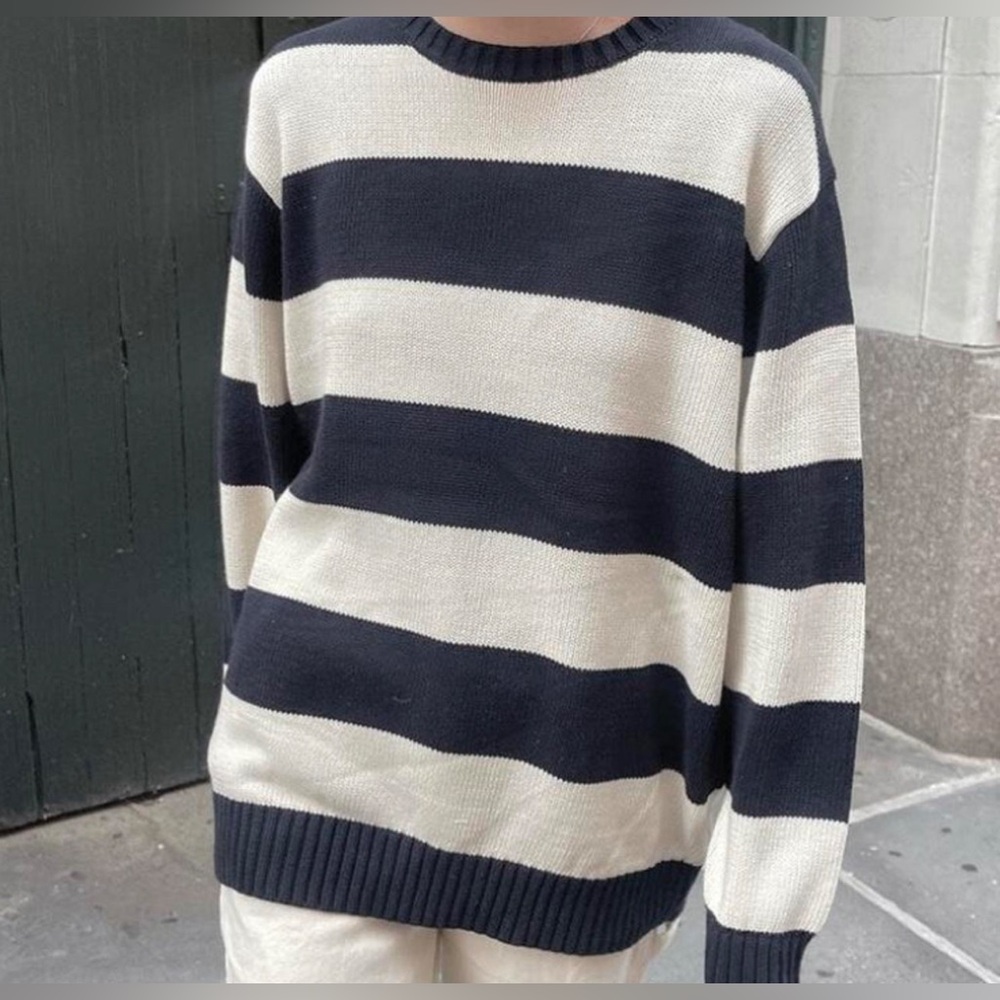 Brandy Melville Brianna Sweater